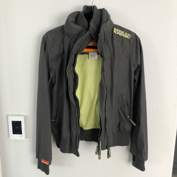 Superdry Wind Bomber- medium - Picture 2 of 6